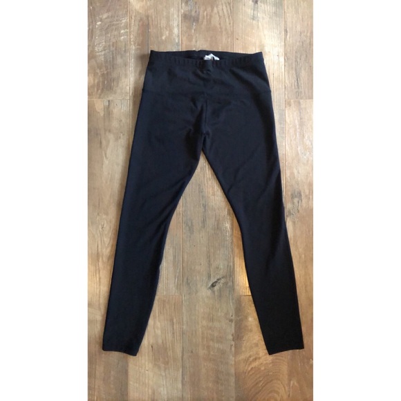 (SOLD) Lorna Jane Black Leggings - Picture 1 of 4